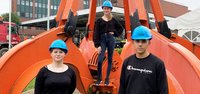 Die neuen Auszubildenden der AWG: Nicole Busch (links), Vanessa Nieft (Mitte) und Noah Messaoudi (rechts). Foto: AWG